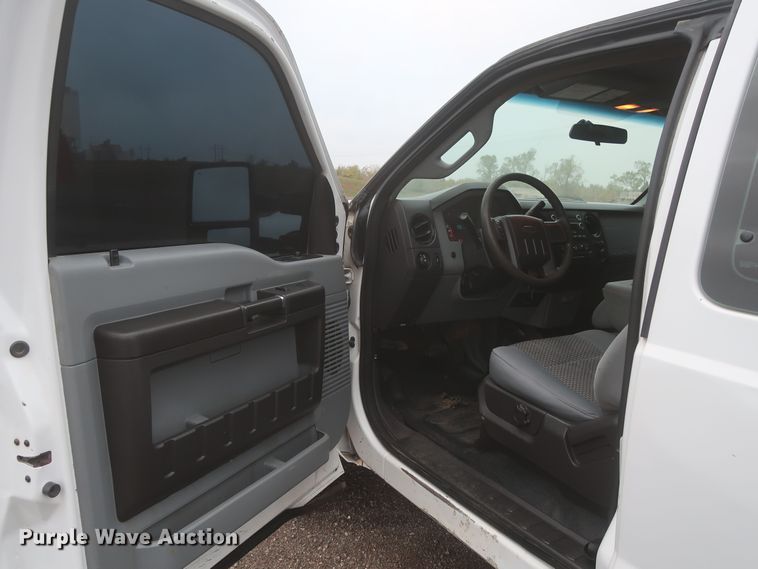 image for item MJ9219 2015 Ford F250 Super Duty  SuperCab pickup truck