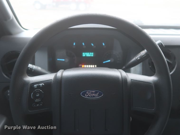 image for item MJ9219 2015 Ford F250 Super Duty  SuperCab pickup truck