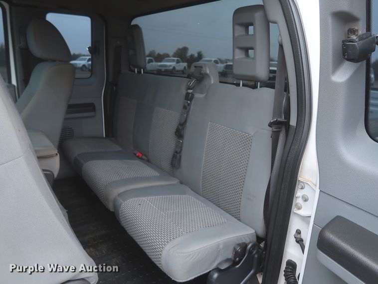 image for item MJ9219 2015 Ford F250 Super Duty  SuperCab pickup truck