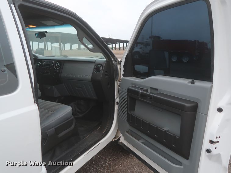 image for item MJ9219 2015 Ford F250 Super Duty  SuperCab pickup truck