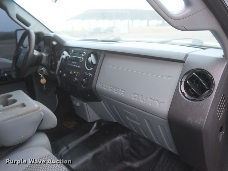 image for item MJ9219 2015 Ford F250 Super Duty  SuperCab pickup truck