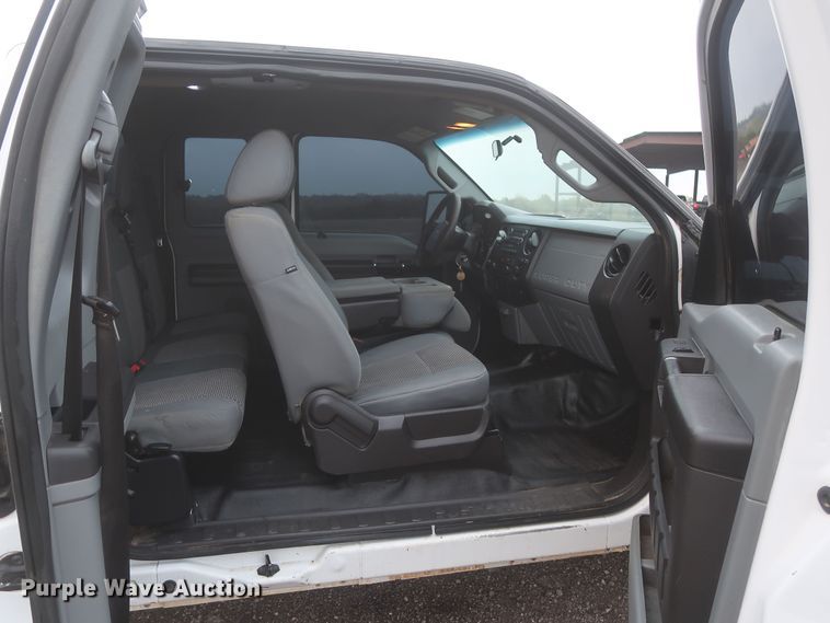 image for item MJ9219 2015 Ford F250 Super Duty  SuperCab pickup truck