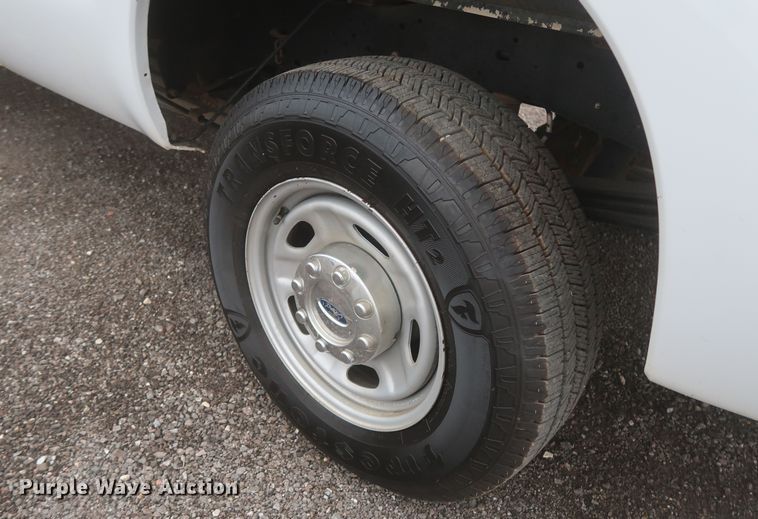 image for item MJ9219 2015 Ford F250 Super Duty  SuperCab pickup truck