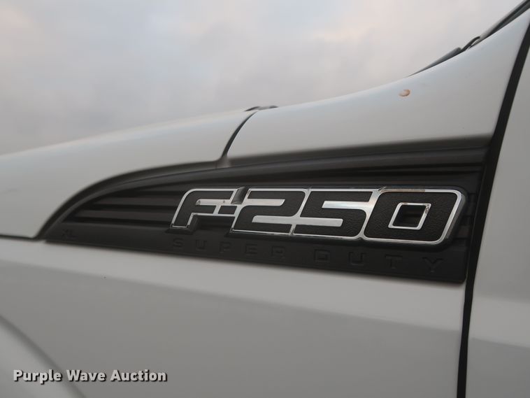 image for item MJ9219 2015 Ford F250 Super Duty  SuperCab pickup truck