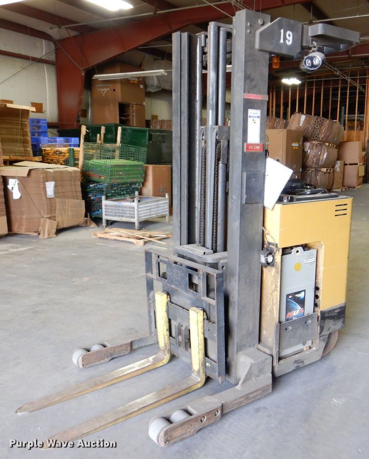 image for item MJ9802 Caterpillar NRR40  order picker