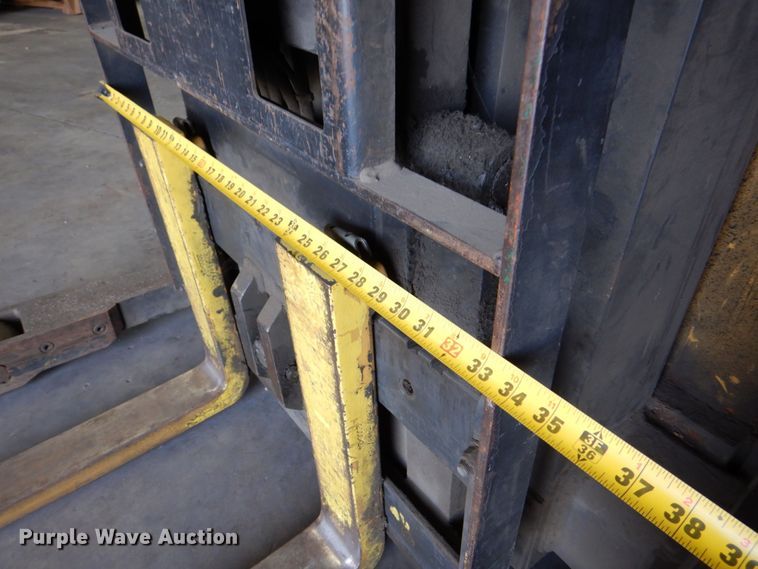 image for item MJ9802 Caterpillar NRR40  order picker