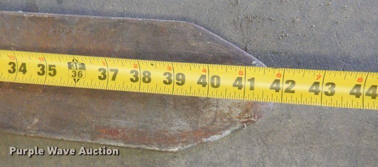 image for item MJ9802 Caterpillar NRR40  order picker