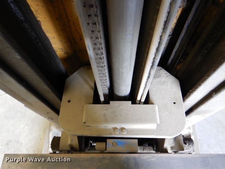 image for item MJ9802 Caterpillar NRR40  order picker