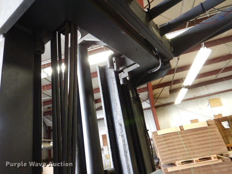 image for item MJ9802 Caterpillar NRR40  order picker