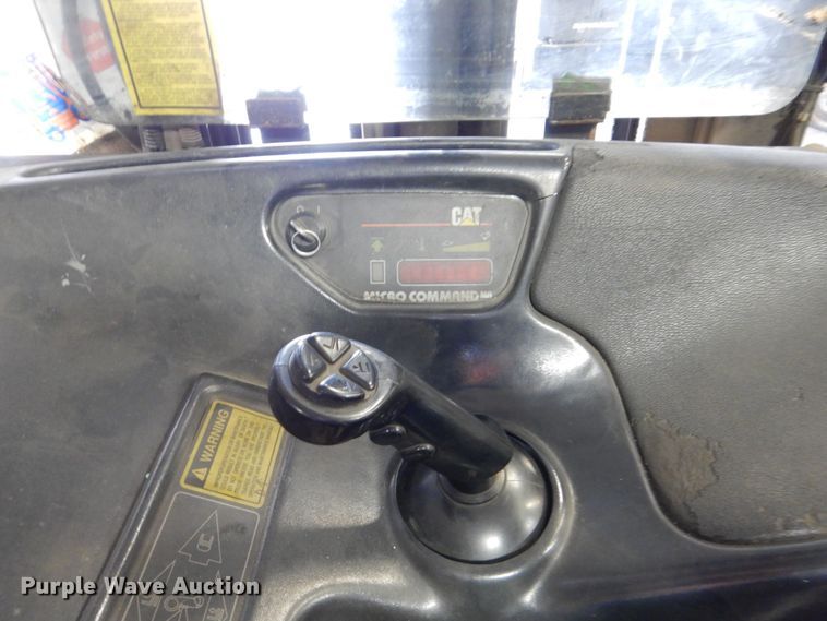 image for item MJ9802 Caterpillar NRR40  order picker