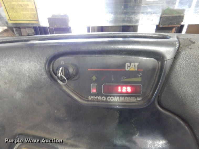 image for item MJ9802 Caterpillar NRR40  order picker