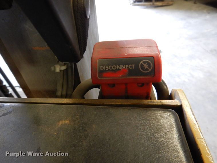 image for item MJ9802 Caterpillar NRR40  order picker