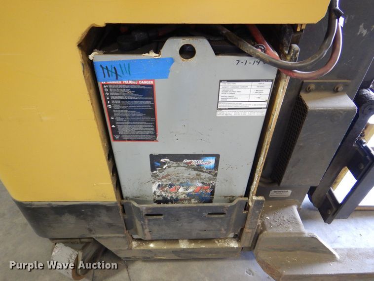 image for item MJ9802 Caterpillar NRR40  order picker