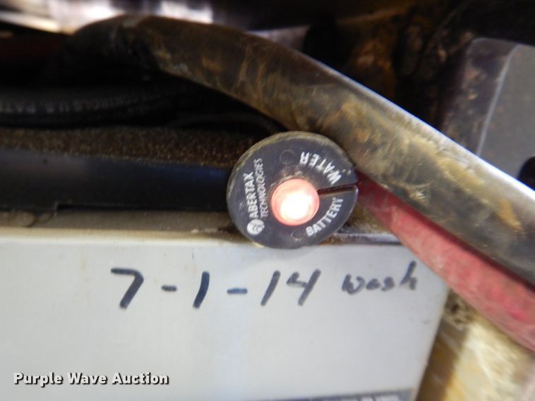 image for item MJ9802 Caterpillar NRR40  order picker