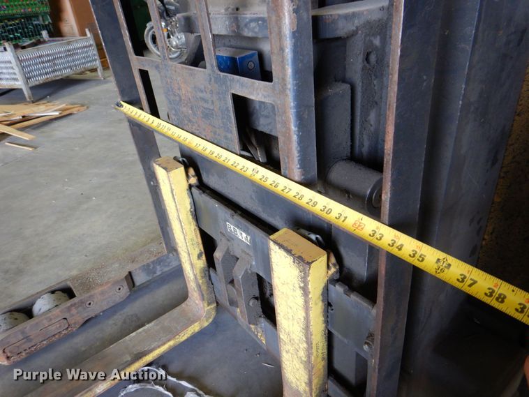 image for item MJ9803 Caterpillar NRR40  order picker