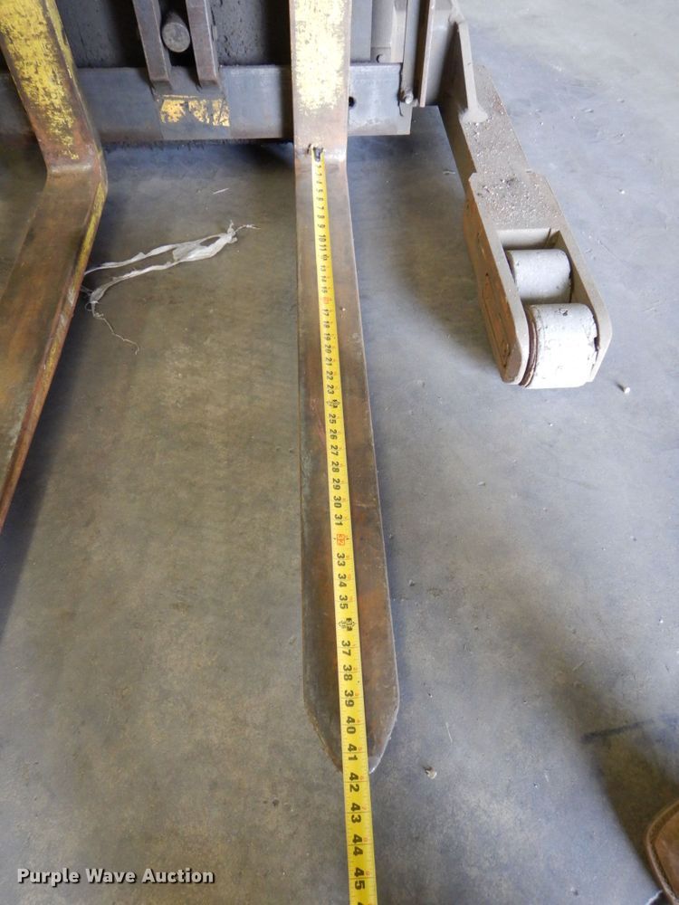 image for item MJ9803 Caterpillar NRR40  order picker