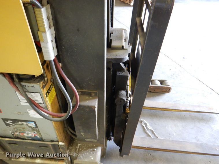 image for item MJ9803 Caterpillar NRR40  order picker