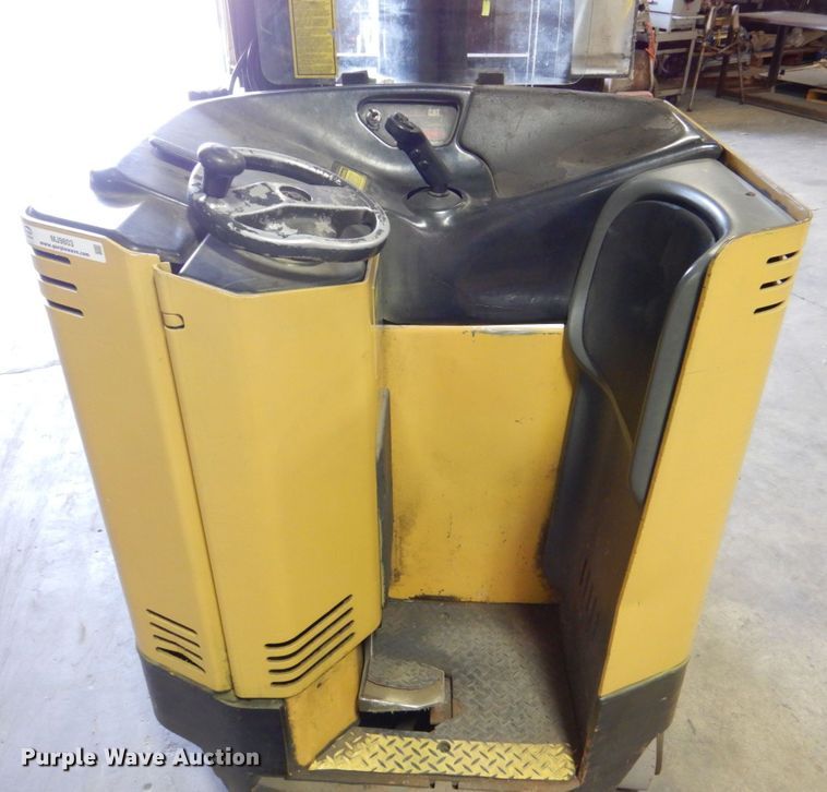 image for item MJ9803 Caterpillar NRR40  order picker