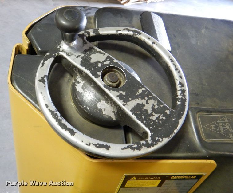 image for item MJ9803 Caterpillar NRR40  order picker