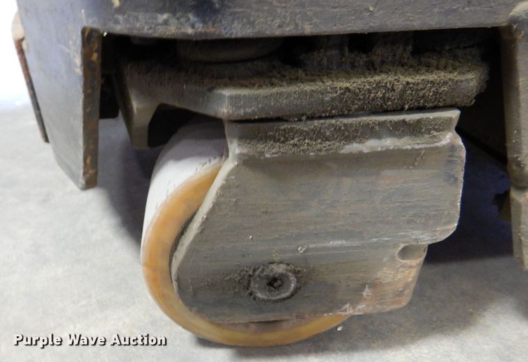 image for item MJ9803 Caterpillar NRR40  order picker