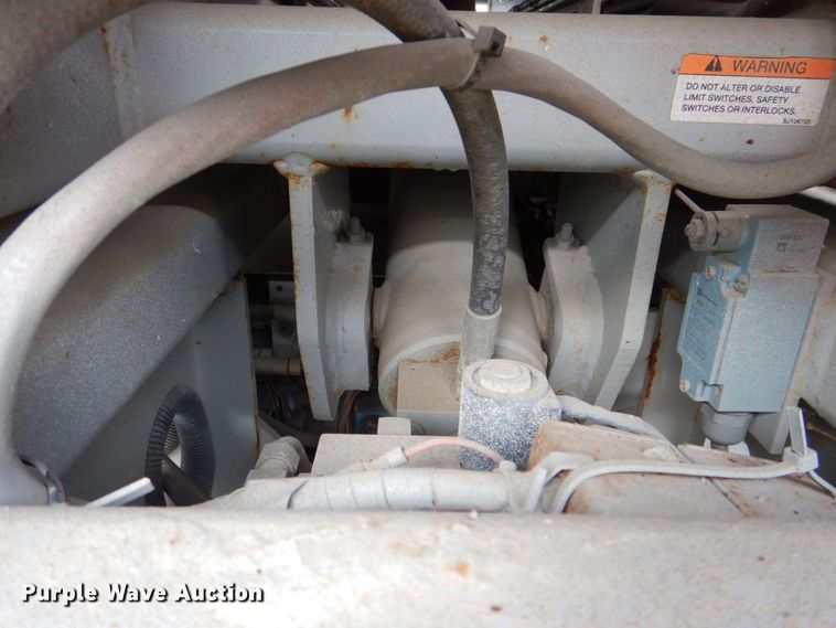 image for item MJ9815 Skyjack SJ3220  scissor lift