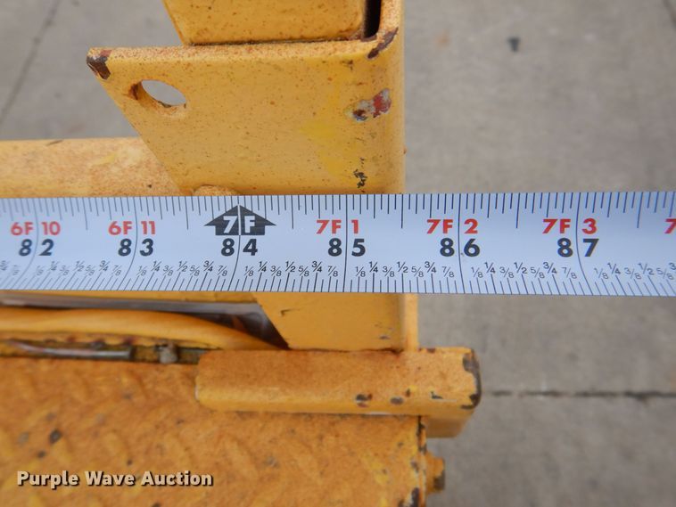 image for item MJ9815 Skyjack SJ3220  scissor lift