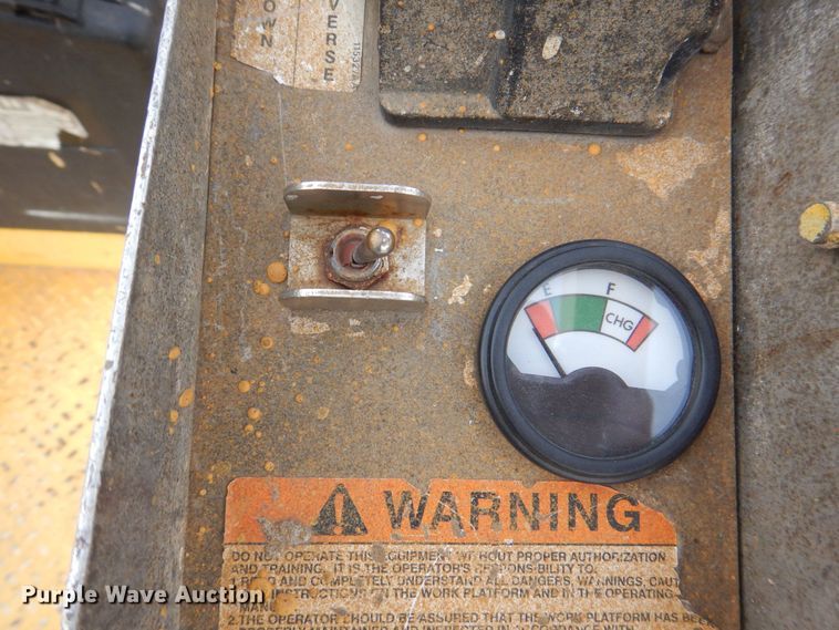 image for item MJ9815 Skyjack SJ3220  scissor lift