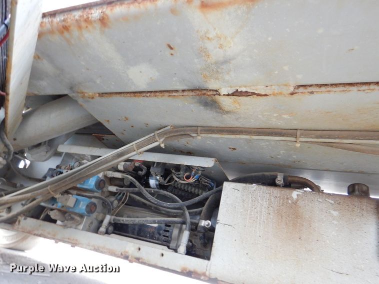 image for item MJ9815 Skyjack SJ3220  scissor lift