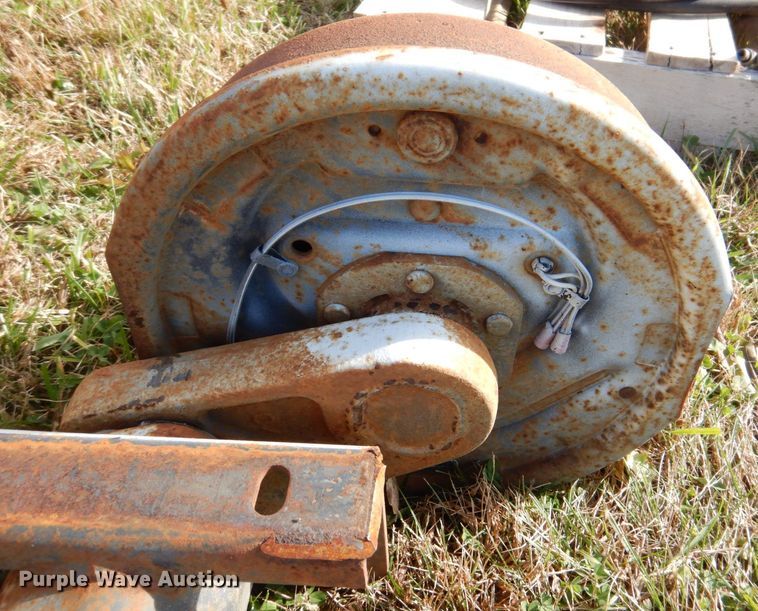 image for item MJ9829 (2) trailer axles