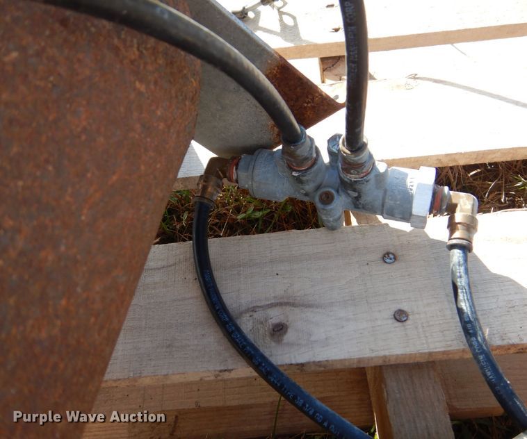 image for item MJ9830 Air over hydraulic brake system