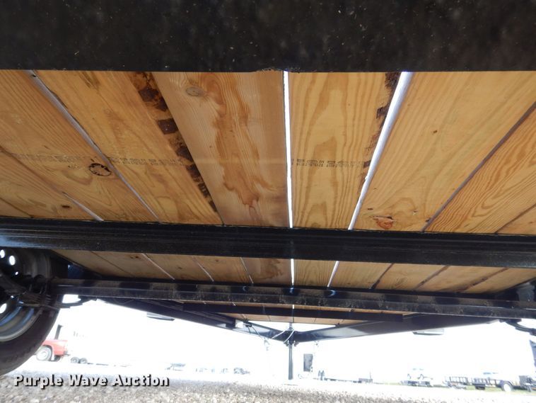 image for item MJ9837 2022 Doolittle 7710  utility trailer