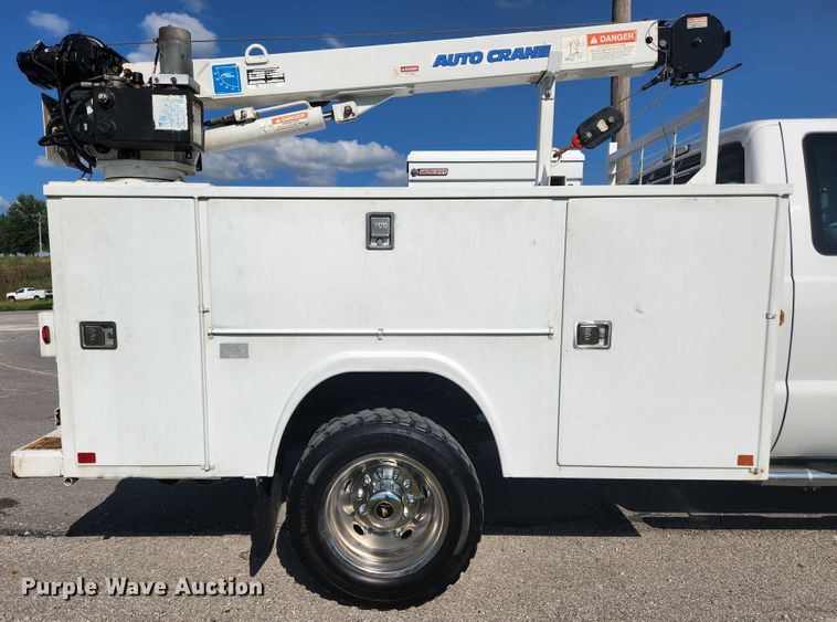 image for item MK9269 2011 Ford F450 Super Duty  SuperCab utility / service truck