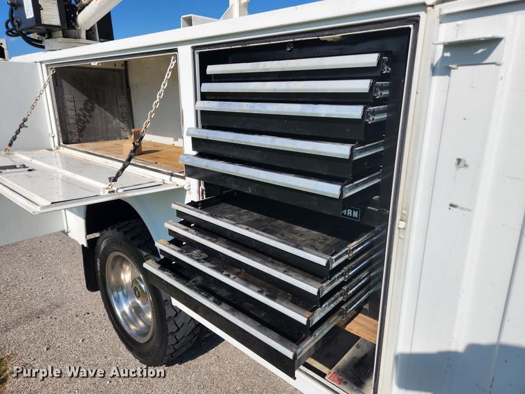 image for item MK9269 2011 Ford F450 Super Duty  SuperCab utility / service truck