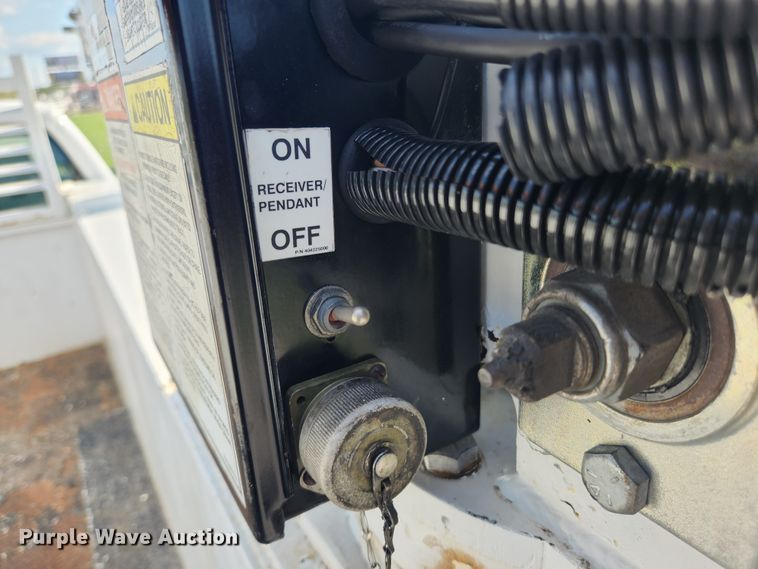 image for item MK9269 2011 Ford F450 Super Duty  SuperCab utility / service truck