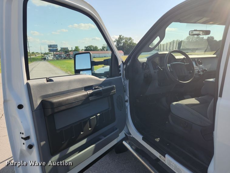 image for item MK9269 2011 Ford F450 Super Duty  SuperCab utility / service truck