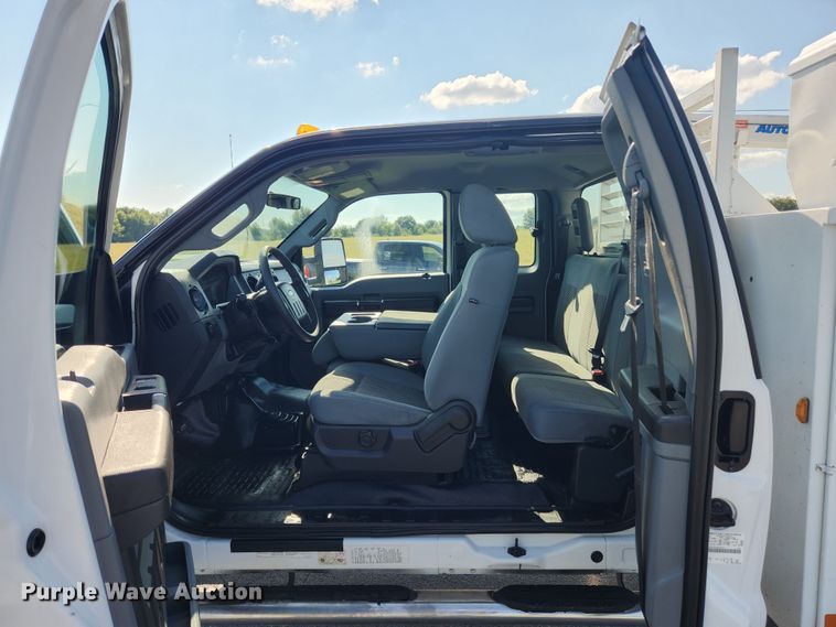 image for item MK9269 2011 Ford F450 Super Duty  SuperCab utility / service truck