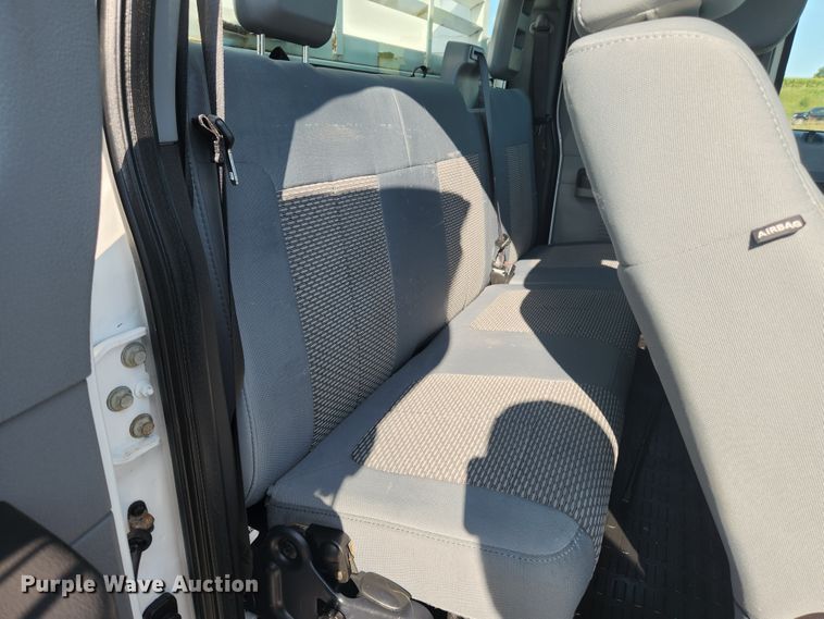 image for item MK9269 2011 Ford F450 Super Duty  SuperCab utility / service truck