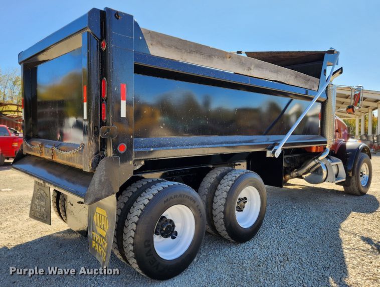 image for item MK9449 2007 Peterbilt 357  dump truck