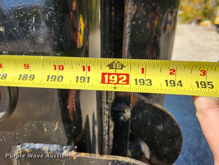 image for item MK9449 2007 Peterbilt 357  dump truck