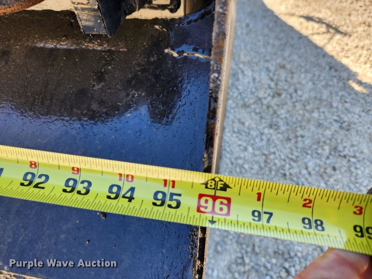 image for item MK9449 2007 Peterbilt 357  dump truck