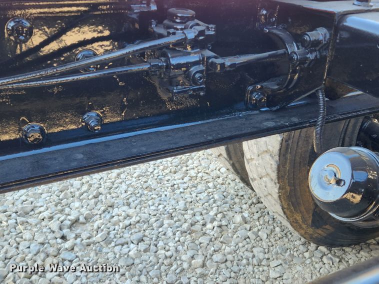 image for item MK9449 2007 Peterbilt 357  dump truck