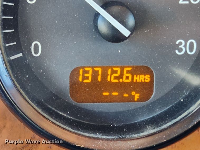 image for item MK9449 2007 Peterbilt 357  dump truck