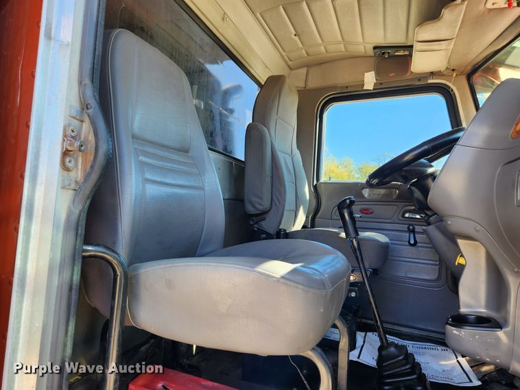 image for item MK9449 2007 Peterbilt 357  dump truck