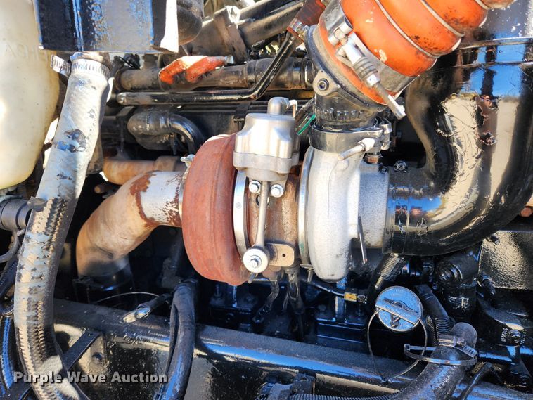 image for item MK9449 2007 Peterbilt 357  dump truck