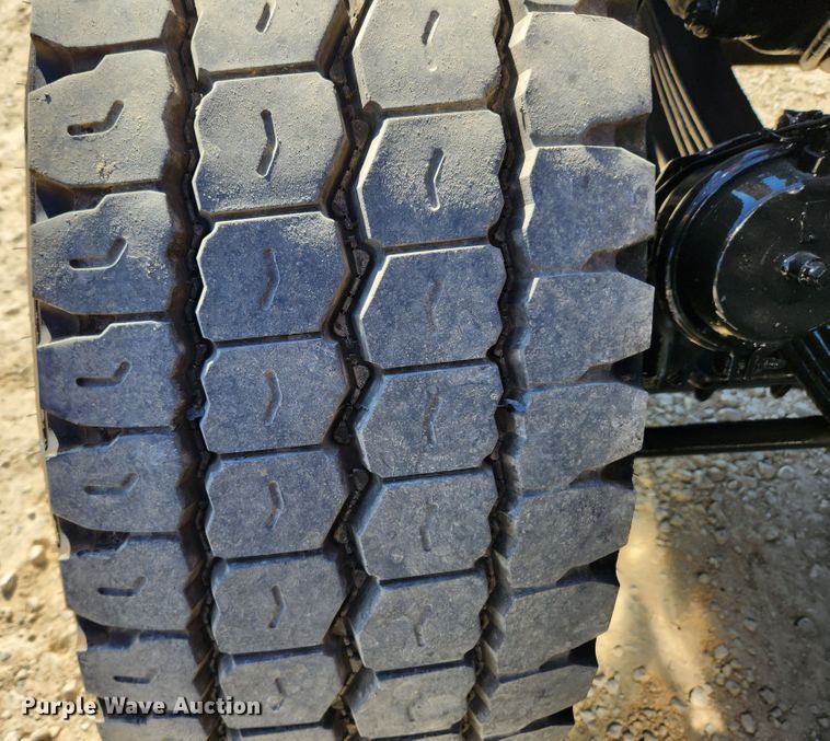 image for item MK9449 2007 Peterbilt 357  dump truck