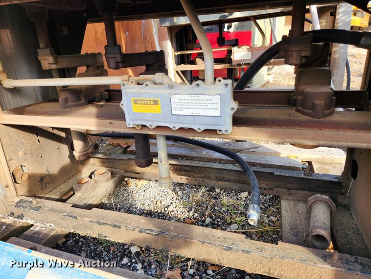 image for item MK9481 (2) fuel pumps