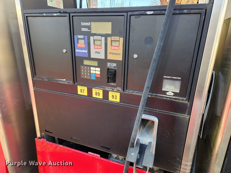 image for item MK9482 (3) fuel pumps