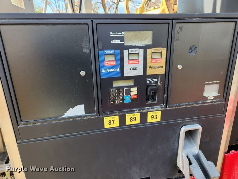 image for item MK9482 (3) fuel pumps