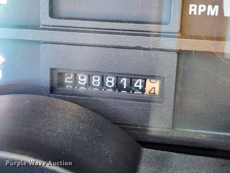 image for item MK9499 1994 Chevrolet Kodiak C6500  flatbed truck