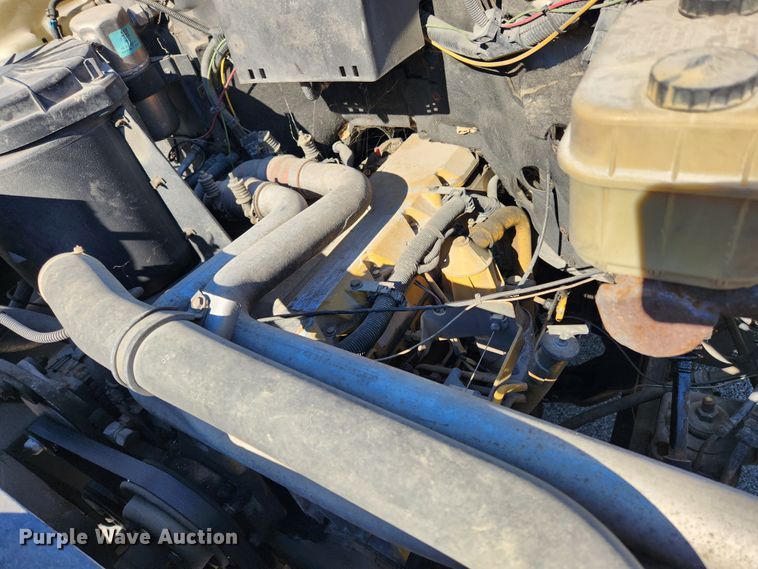 image for item MK9499 1994 Chevrolet Kodiak C6500  flatbed truck